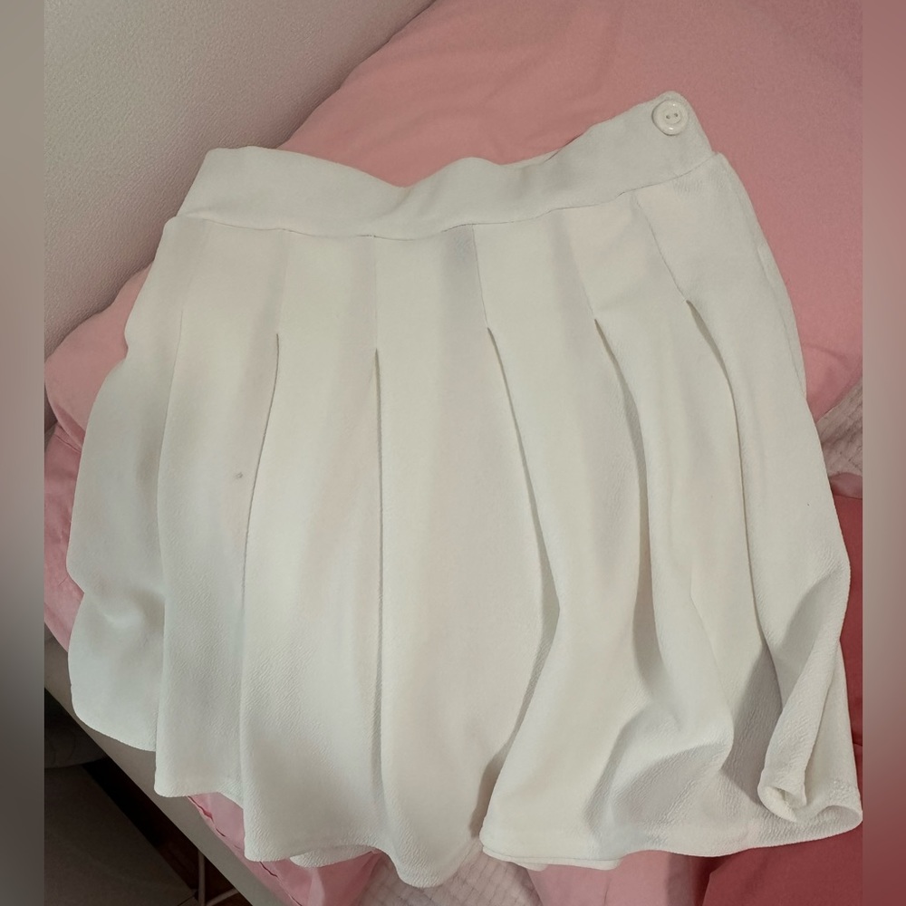 Pretty little thing tennis skirt